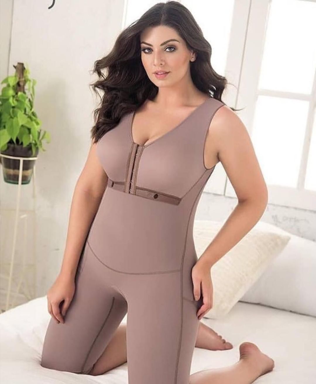 Are there any breathable plus size shapewear options for summer?