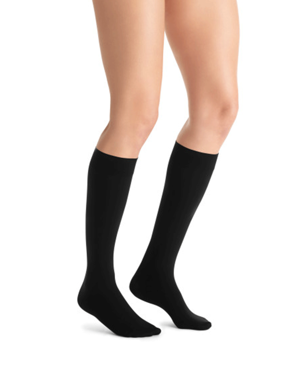 Jobst Opaque SoftFit Women's 15-20 mmHg Knee High
