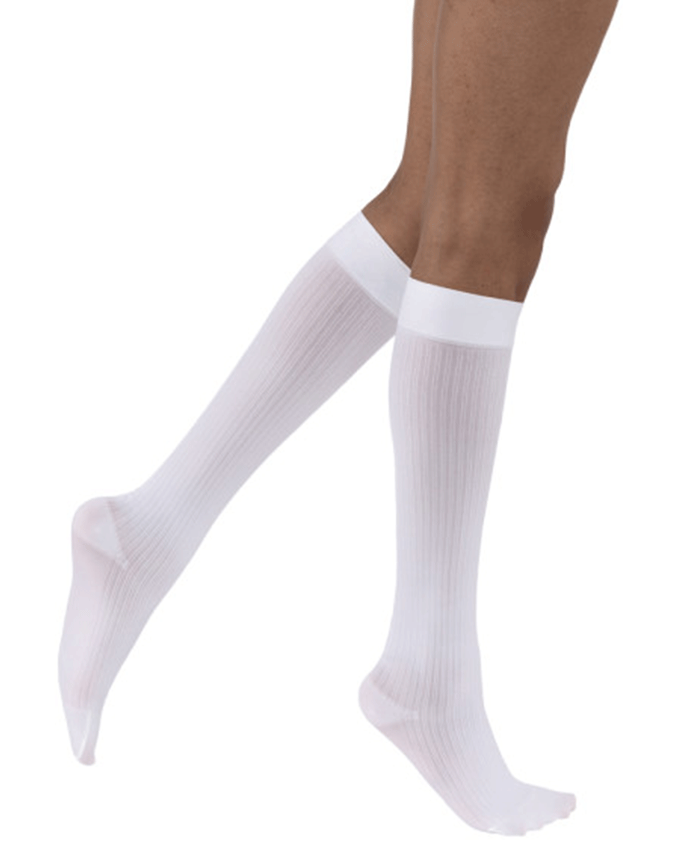 Jobst SoSoft Women's 15-20mmHg Ribbed Knee High